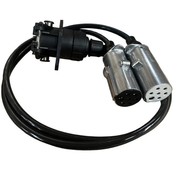 https://lkw-spanngurte.de/media/image/product/2126/md/adapterkabel-15-pol-steckdose-auf-2-x-7-pin-stecker-24-volt-1-meter~2.jpg